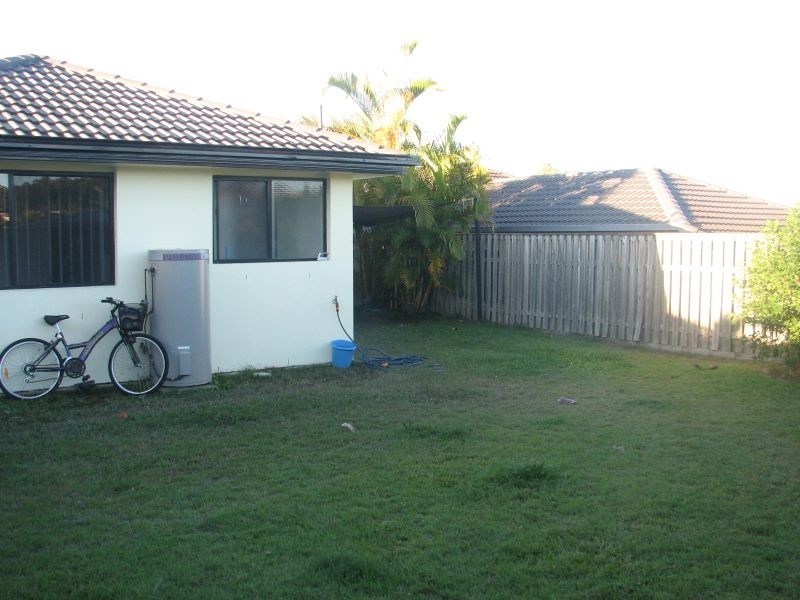 14 Molokai Crescent, Pacific Pines QLD 4211