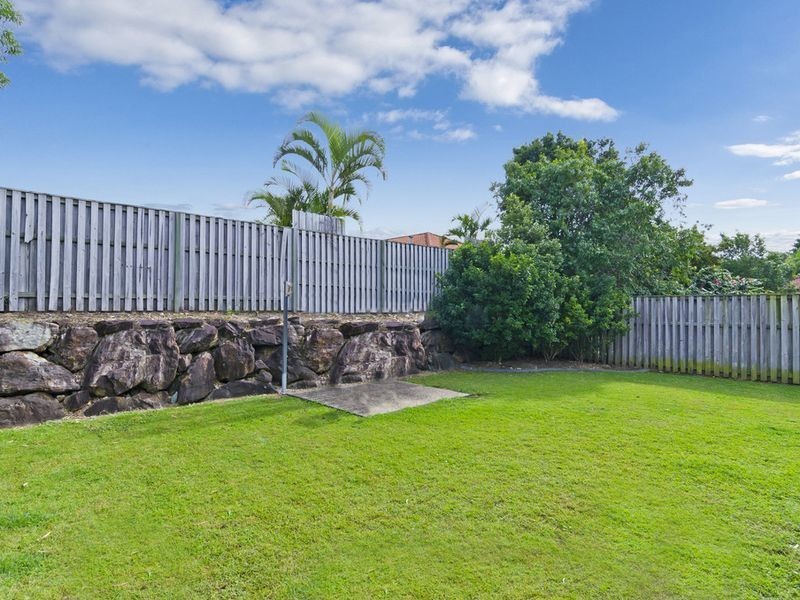 26 Molokai Crescent, Pacific Pines QLD 4211