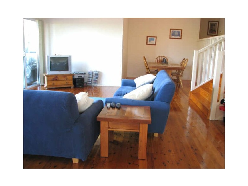 12 Mitaro Rise, Pacific Pines QLD 4211