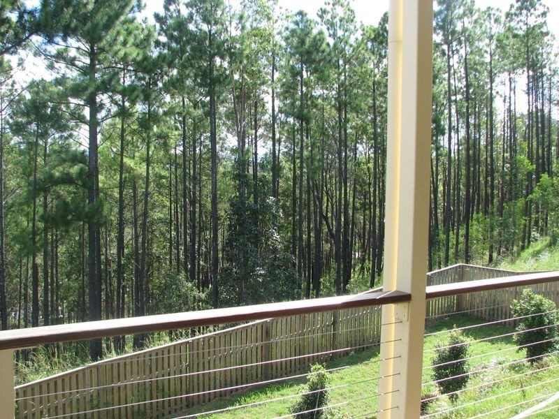 44 Midway Terrace, Pacific Pines QLD 4211