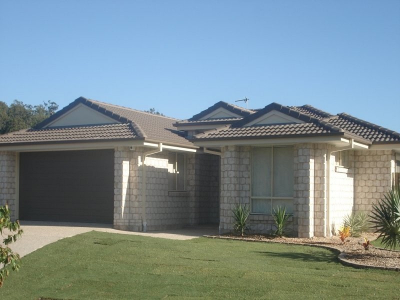 23 Barradeen Circuit, Pacific Pines QLD 4211