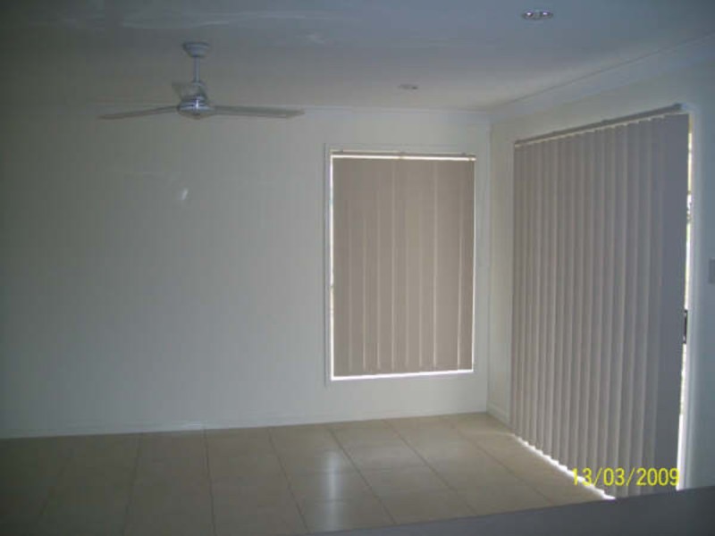 23 Barradeen Circuit, Pacific Pines QLD 4211