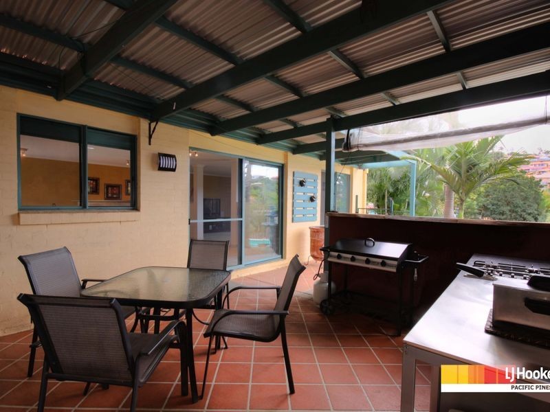 19 Howland Circuit, Pacific Pines QLD 4211