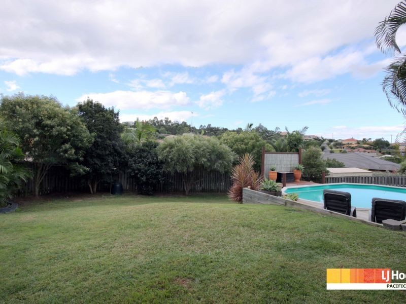 19 Howland Circuit, Pacific Pines QLD 4211