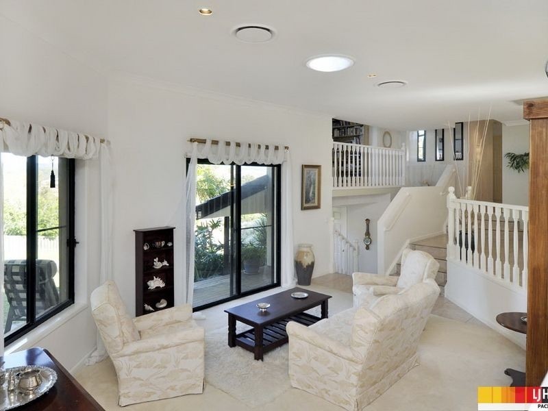 14 Austral Crescent, Pacific Pines QLD 4211