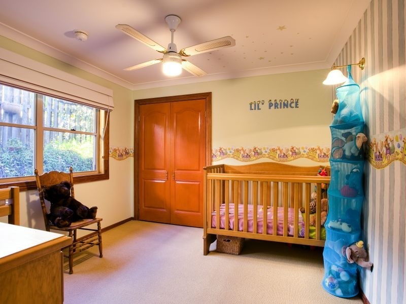 13 Phoenix Street, Pacific Pines QLD 4211