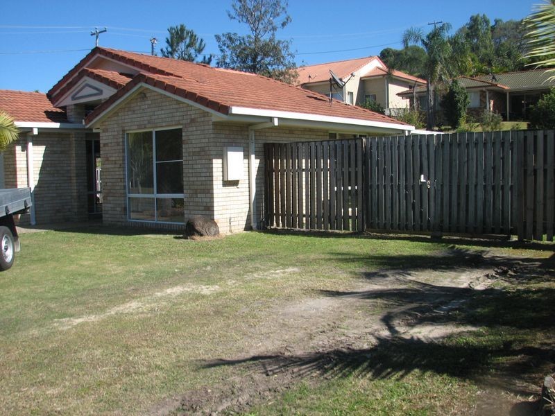 117 Pacific Pines Boulevard, Pacific Pines QLD 4211