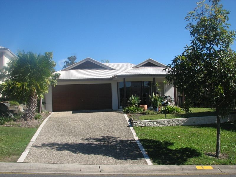 3 Mellum Circuit, Pacific Pines QLD 4211