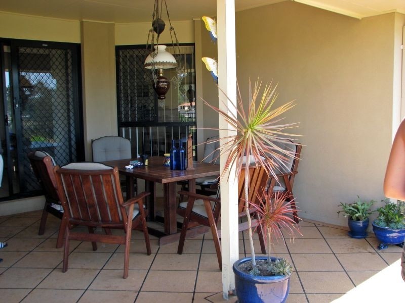 22 Whitely Circuit, Maudsland QLD 4210