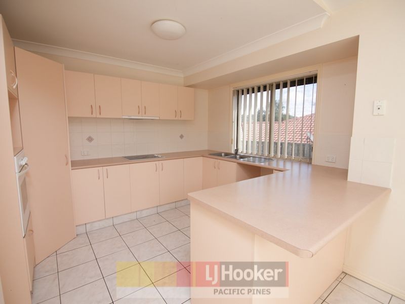 26 Maui Crescent, Oxenford QLD 4210