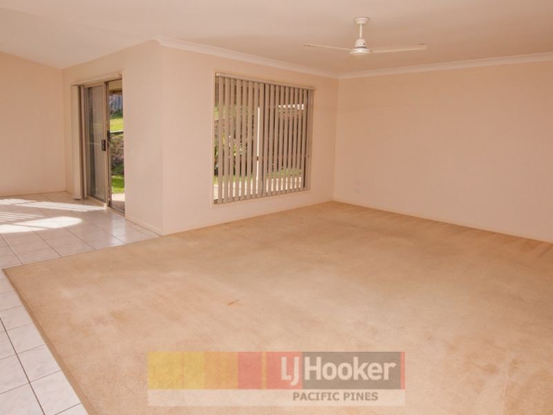 26 Maui Crescent, Oxenford QLD 4210