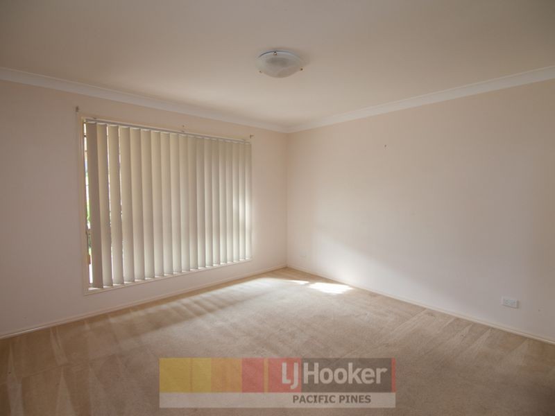 26 Maui Crescent, Oxenford QLD 4210