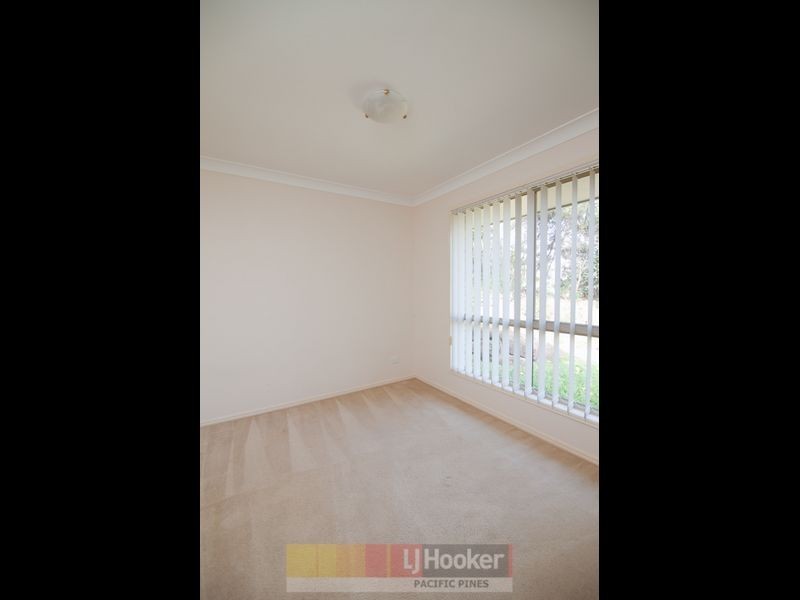 26 Maui Crescent, Oxenford QLD 4210