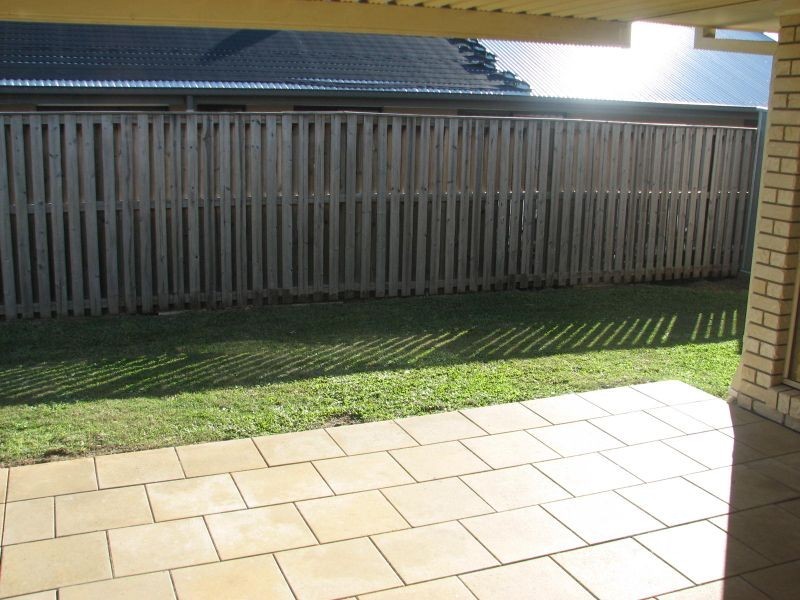 5 Wellers Street, Pacific Pines QLD 4211