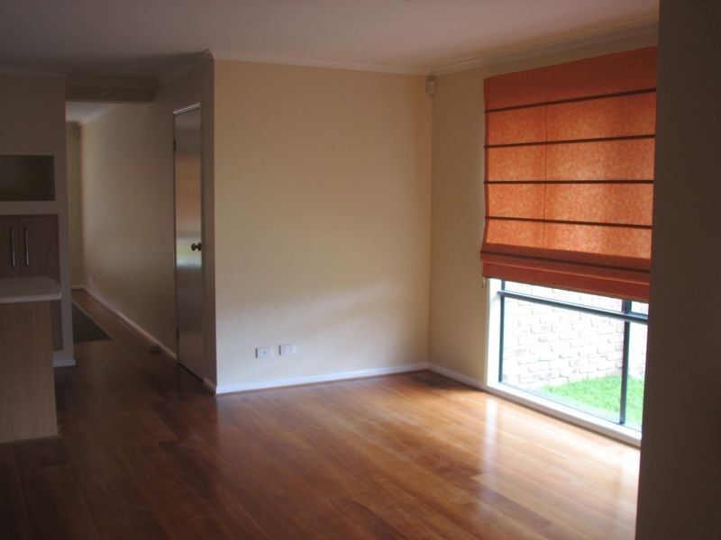 32 Santa Isobel Boulevard, Pacific Pines QLD 4211