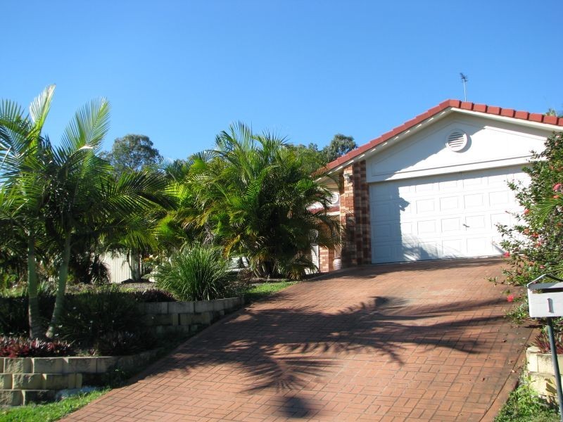 1 Austral Crescent, Pacific Pines QLD 4211