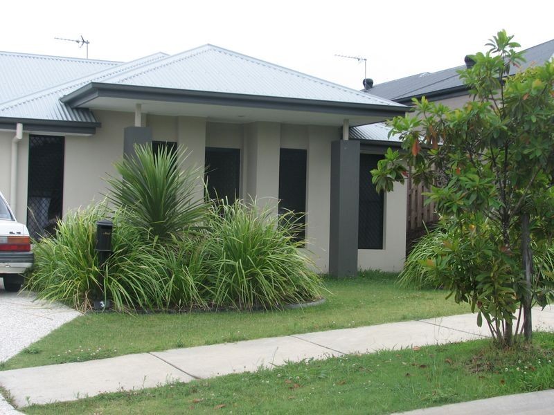 3 Gerard Street, Pacific Pines QLD 4211