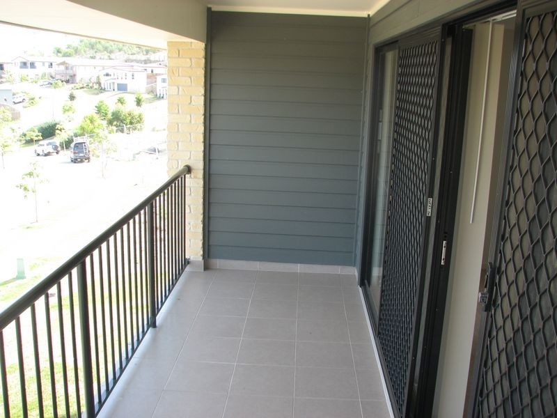 37 Yamba Street, Pacific Pines QLD 4211