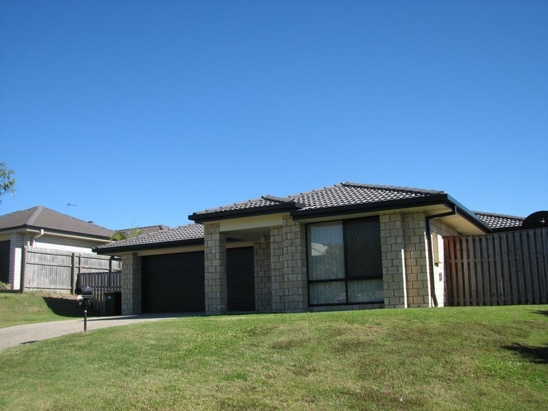 15 Govett Street, Pacific Pines QLD 4211