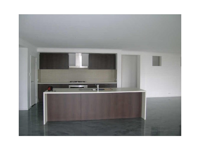 16 Pathfinder Drive, Coomera QLD 4209