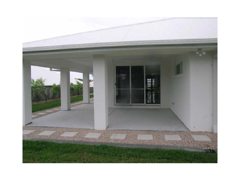 16 Pathfinder Drive, Coomera QLD 4209