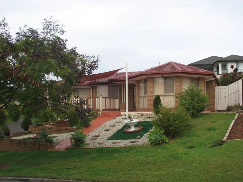 23 Heatons Crescent, Pacific Pines QLD 4211