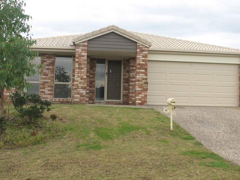 49 Buchanan Circuit, Oxenford QLD 4210