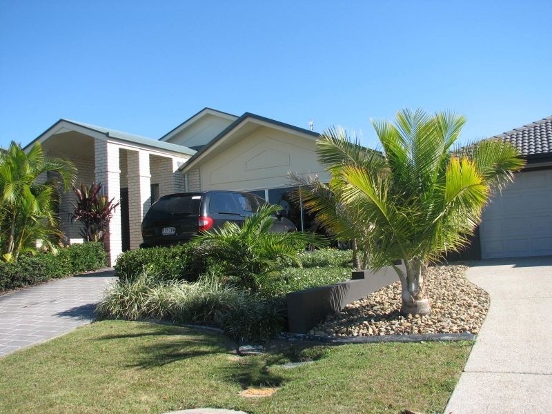 19 Mellum Cct, Pacific Pines QLD 4211