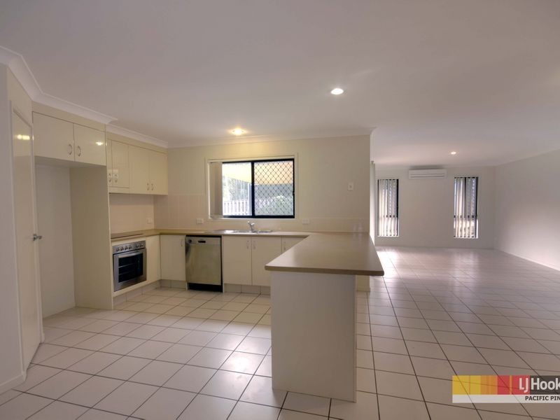 253 Universal Street, Oxenford QLD 4210