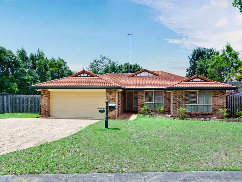 2 Bounty Way, Pacific Pines QLD 4211