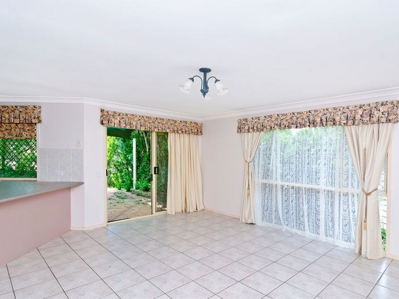 2 Bounty Way, Pacific Pines QLD 4211