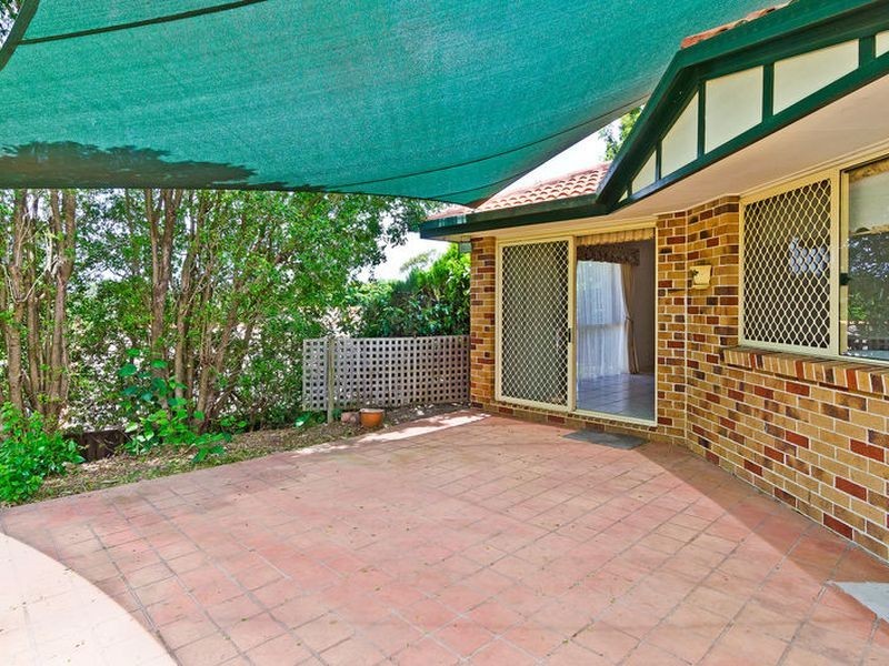 2 Bounty Way, Pacific Pines QLD 4211