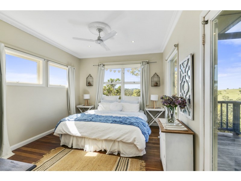 31 Doomben Court, Beechmont QLD 4211