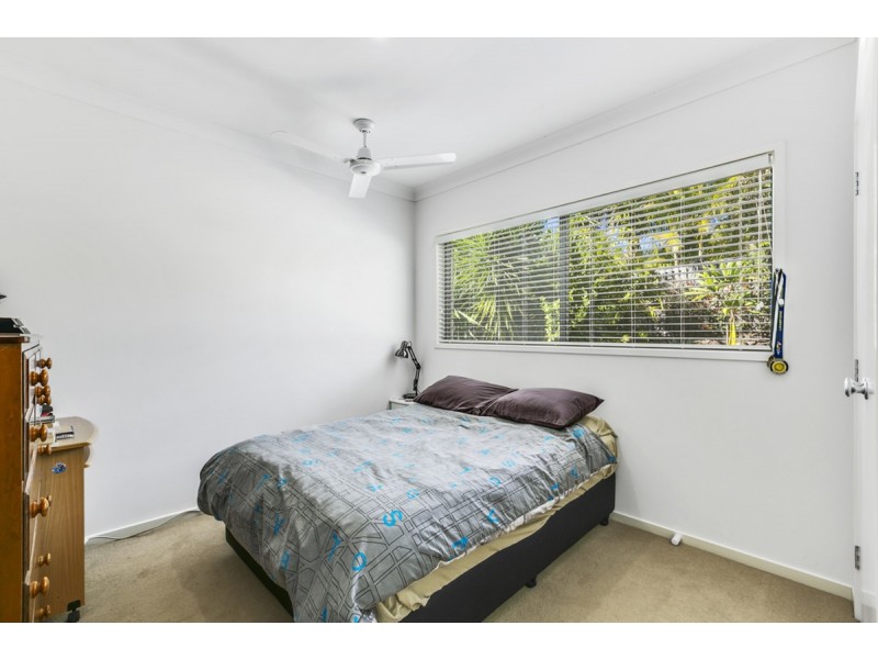 10 Argus Place, Pacific Pines QLD 4211