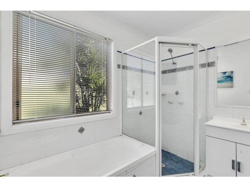 34 Capricorn Drive, Pacific Pines QLD 4211