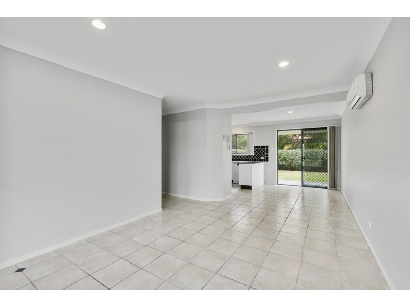 19/31 Archipelago Street, Pacific Pines QLD 4211