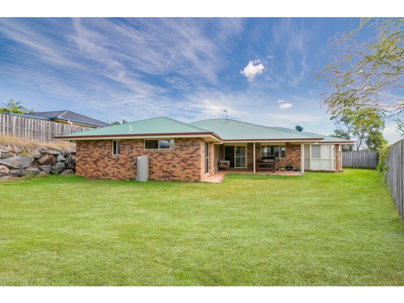 25 Beerwah Street, Pacific Pines QLD 4211