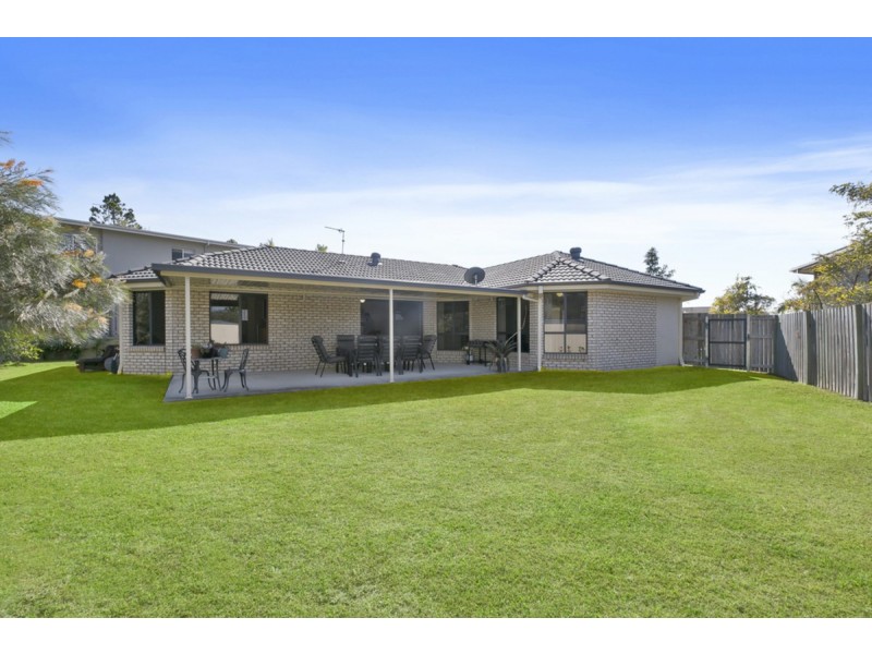 30 Whitely Circuit, Maudsland QLD 4210