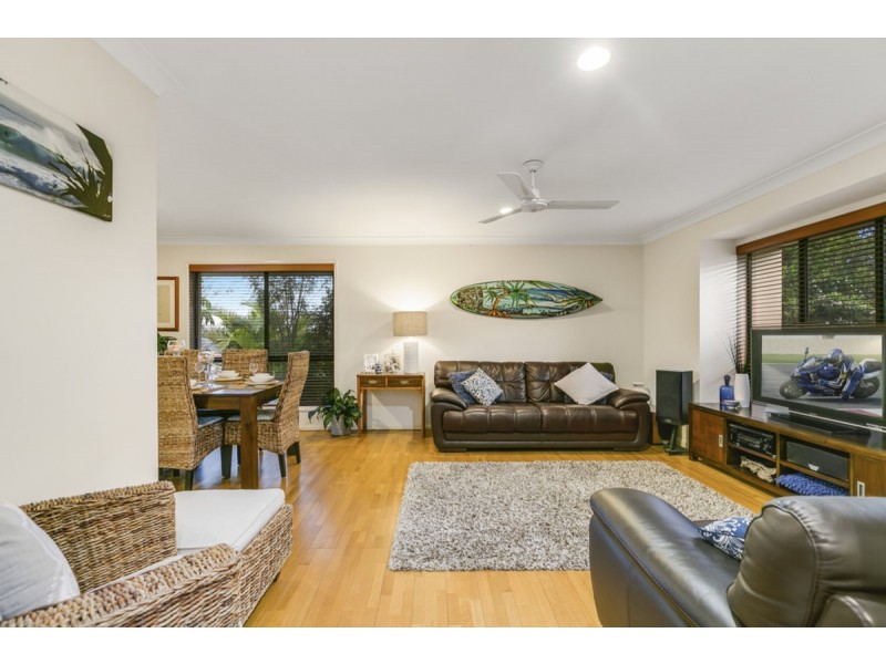 23 Midway Terrace, Pacific Pines QLD 4211