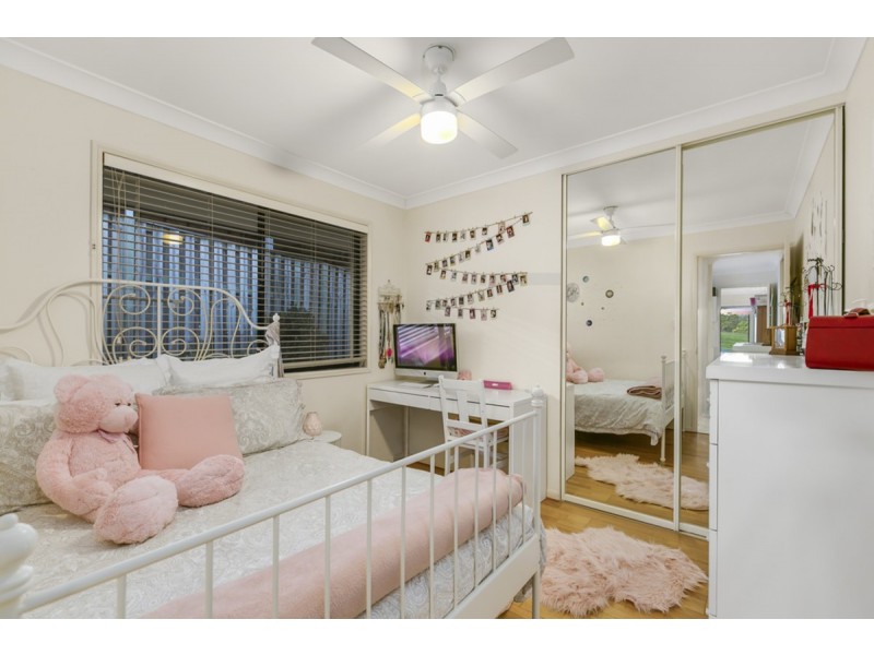 23 Midway Terrace, Pacific Pines QLD 4211