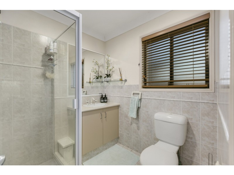 23 Midway Terrace, Pacific Pines QLD 4211