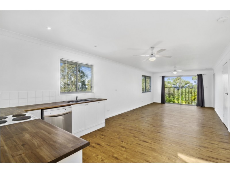 1/23 Glade Drive, Gaven QLD 4211