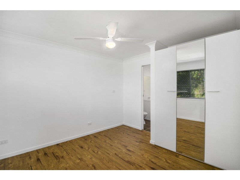 1/23 Glade Drive, Gaven QLD 4211