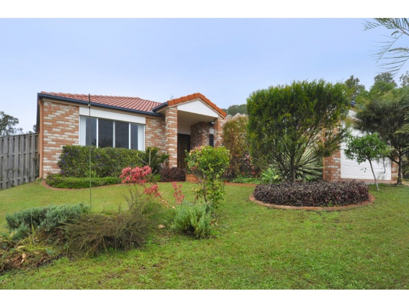 4 Buffalo Crescent, Pacific Pines QLD 4211