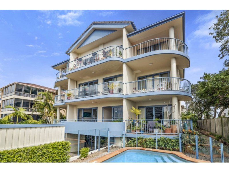 2/550 Marine Parade, Biggera Waters QLD 4216