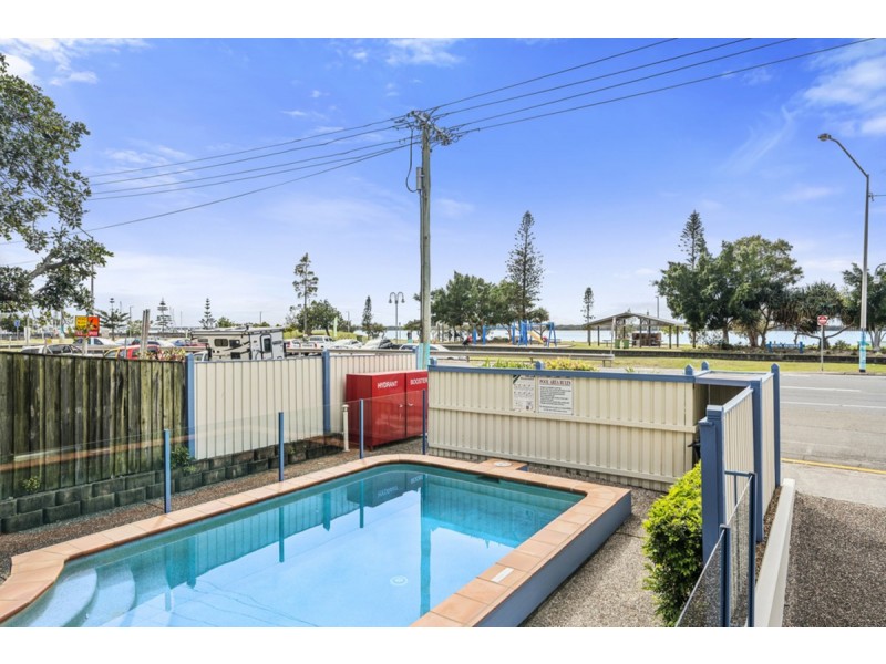 2/550 Marine Parade, Biggera Waters QLD 4216