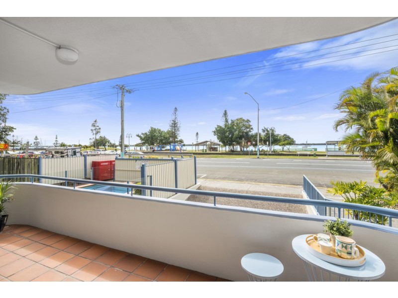 2/550 Marine Parade, Biggera Waters QLD 4216