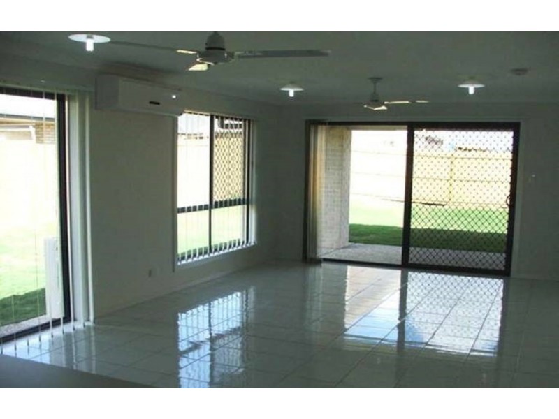 38 Collingrove Circuit, Pimpama QLD 4209