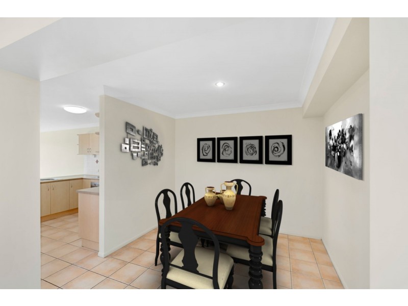 1/25 Mcrae Circuit, Pacific Pines QLD 4211