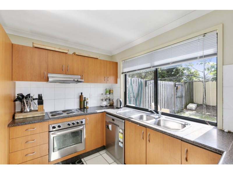 28/141 Pacific Pines Boulevard, Pacific Pines QLD 4211